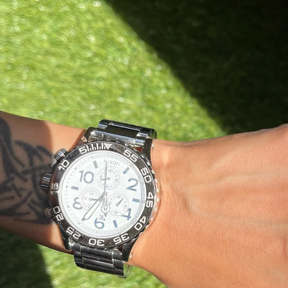 💎NIXON TIMEPIECE💎 - Picture 3 of 5